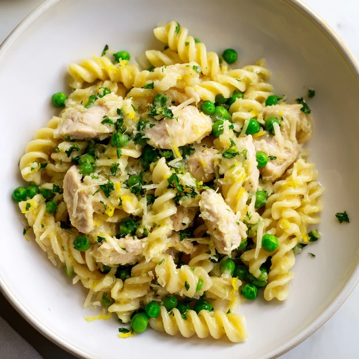 Garlic Butter Chicken & Pea Pasta